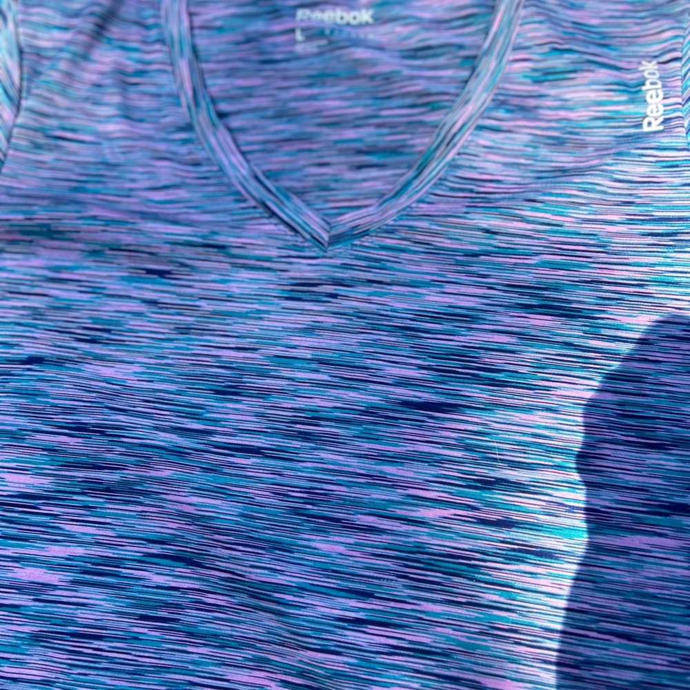 Women’s Reebok v neck speed wick top. Blue and pink. NWT large - Picture 4 of 4